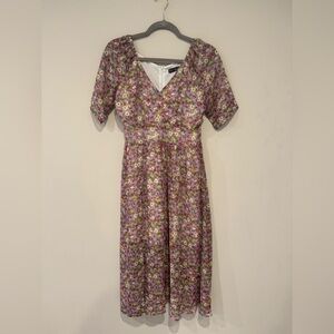 Small floral short sleeve flowy chiffon maxi dress